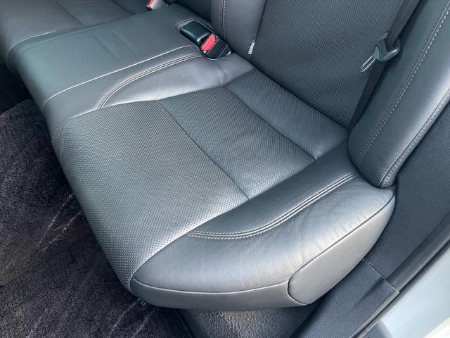 クラウンマジェスタ Ｆバージョン　イデアルエアサス／モデリスタエアロ／３６０°カメラ／前後ソナー／衝突軽減／黒革／エアシート／ヒーター／純正ナビ／純正アルミ／スマートキー／ＥＴＣ／（37枚目）