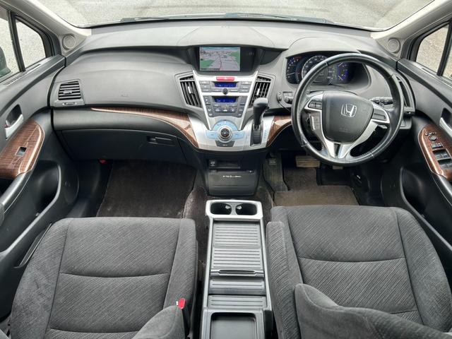 オデッセイ Ｍエアロパッケージ　ユーザー買取車／車検Ｒ８．１１迄／純正ナビ／ＴＶ／バックカメラ／ＴＶキャンセラー／オートエアコン／ＮＯＢＬＥＳＳＥ二本出しマフラー／社外足回り／ＨＩＤヘッドライト／オートライト／純正ＡＷ／ＥＴＣ／（9枚目）