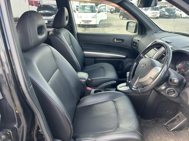 エクストレイル ２０Ｘ　ユーザー買取車／純正ナビ／ＴＶ／Ｂｌｕｅｔｏｏｔｈオーディオ／オートエアコン／オートライト／純正１７インチＡＷ／ＥＴＣ／（17枚目）