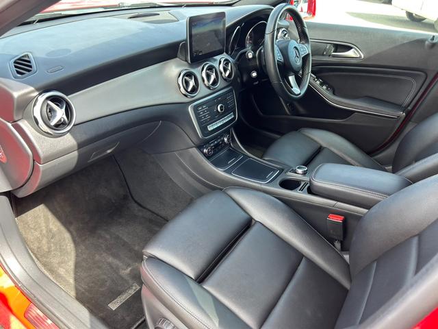 ＧＬＡクラス ＧＬＡ１８０　ユーザー買取車／後期モデル／ディーラー車検記録簿有／レーダーセーフティ＆ベーシックＰＫＧ／黒レザーシート／シートヒーター／ＬＥＤヘッドライト／純正ナビ／オートトランク／オートエアコン／キーレスゴー／（36枚目）