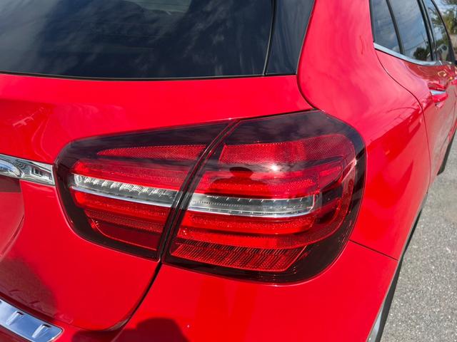 ＧＬＡクラス ＧＬＡ１８０　ユーザー買取車／後期モデル／ディーラー車検記録簿有／レーダーセーフティ＆ベーシックＰＫＧ／黒レザーシート／シートヒーター／ＬＥＤヘッドライト／純正ナビ／オートトランク／オートエアコン／キーレスゴー／（40枚目）
