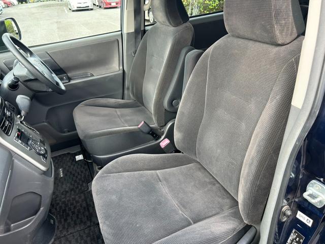 ノア Ｘ　Ｌセレクション　ユーザー買取ワンオーナー車／新品ノーマルタイヤ交換付／車検Ｒ９．４迄／両側パワースライドドア／ナビ／ＴＶ／バックカメラ／エンジンプッシュスタート／電動格納ミラー／オートエアコン／ＥＴＣ／（31枚目）
