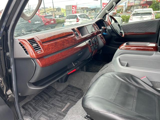 レジアスエースバン ロングスーパーＧＬ　ユーザー買取＆１オーナー車／実走行６０００キロ／新品タイヤ付き／メーカーナビ／フルセグ／バックカメラ／ＥＴＣ／（33枚目）