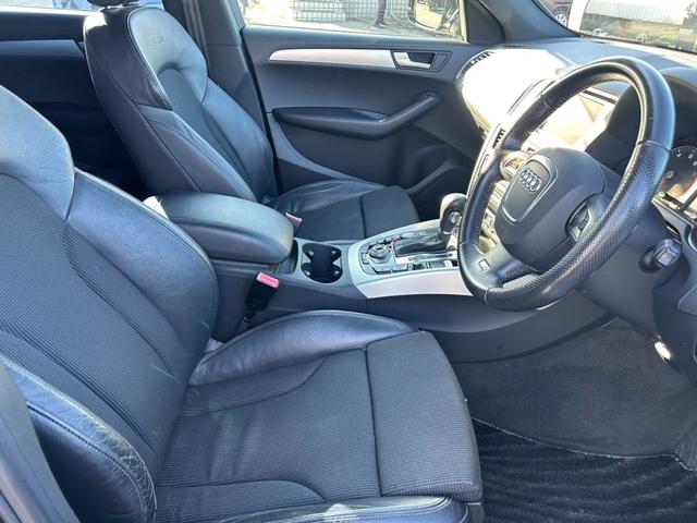 Q5 2.0TFSIクワトロ 4WD/Sライン/ユーザー買取車/車検R9.8迄/天張りたるみ有/純正ナビ/純正19インチAW/ETC/オートライト/オートエアコン/パワーシート/プッシュスタート/オートトランク/(15枚目)