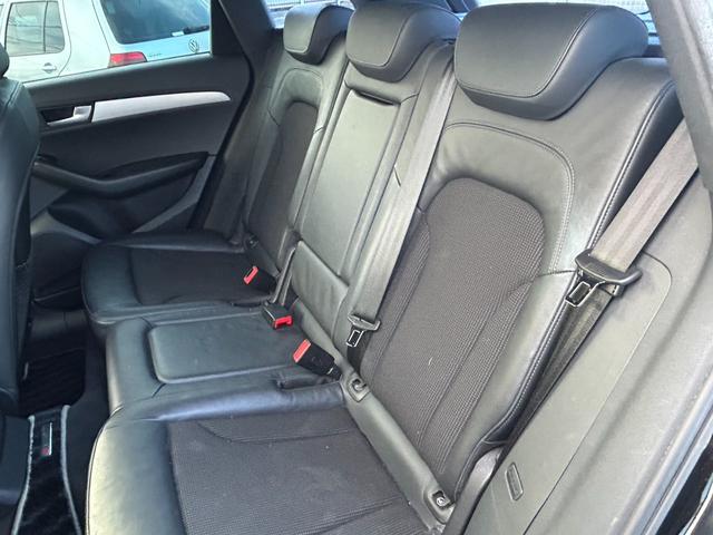 Q5 2.0TFSIクワトロ 4WD/Sライン/ユーザー買取車/車検R9.8迄/天張りたるみ有/純正ナビ/純正19インチAW/ETC/オートライト/オートエアコン/パワーシート/プッシュスタート/オートトランク/(20枚目)
