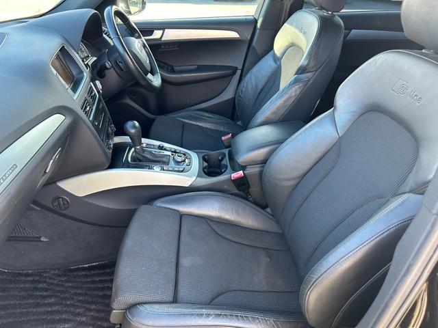 Q5 2.0TFSIクワトロ 4WD/Sライン/ユーザー買取車/車検R9.8迄/天張りたるみ有/純正ナビ/純正19インチAW/ETC/オートライト/オートエアコン/パワーシート/プッシュスタート/オートトランク/(23枚目)