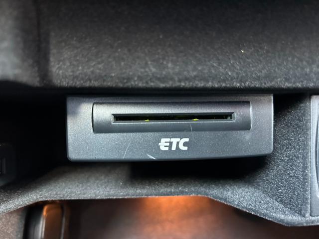 Q5 2.0TFSIクワトロ 4WD/Sライン/ユーザー買取車/車検R9.8迄/天張りたるみ有/純正ナビ/純正19インチAW/ETC/オートライト/オートエアコン/パワーシート/プッシュスタート/オートトランク/(36枚目)