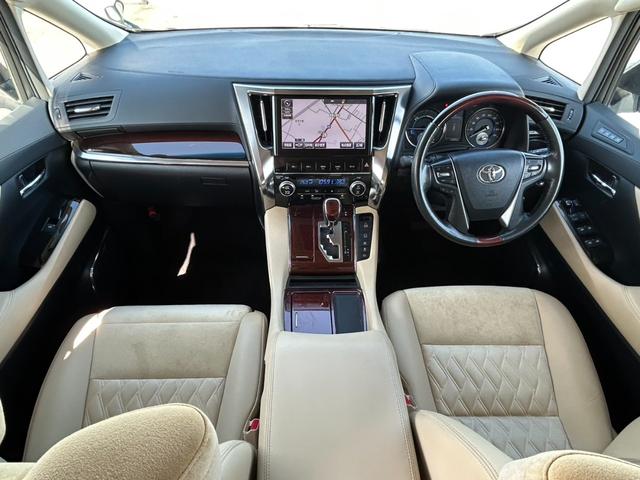 アルファードハイブリッド G ユーザー買取車/ワンオーナー/車検R9.2迄/10インチナビ/フルセグ/バックカメラ/Bluetoothオーディオ/11インチフリップダウン/両側パワスラ/パワーシート/コーナーセンサー/ドラレコ/(9枚目)