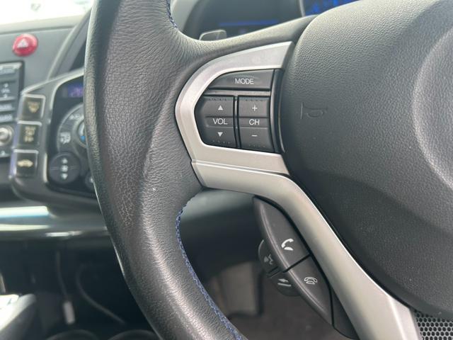CR-Z αブラックレーベル ユーザー買取車/車検R9.5/純正16インチAW/純正ナビ/バックカメラ/オートエアコン/オートライト/ETC/(10枚目)