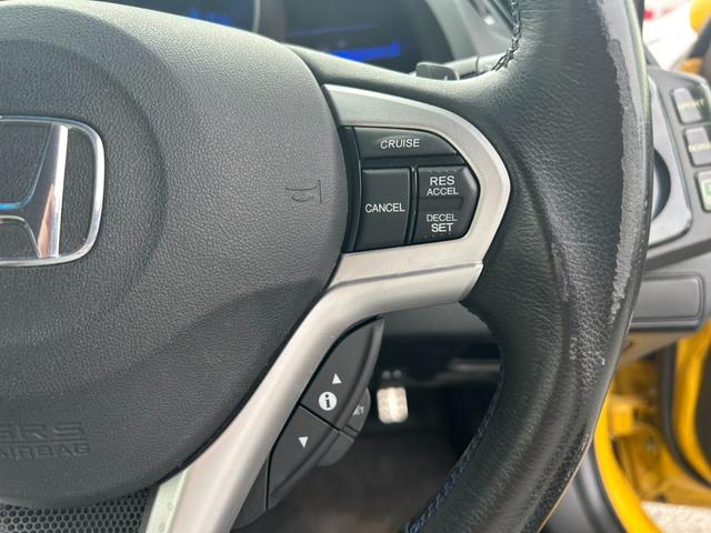 CR-Z αブラックレーベル ユーザー買取車/車検R9.5/純正16インチAW/純正ナビ/バックカメラ/オートエアコン/オートライト/ETC/(11枚目)