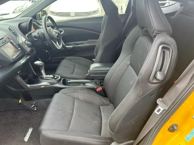CR-Z αブラックレーベル ユーザー買取車/車検R9.5/純正16インチAW/純正ナビ/バックカメラ/オートエアコン/オートライト/ETC/(23枚目)