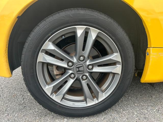 CR-Z αブラックレーベル ユーザー買取車/車検R9.5/純正16インチAW/純正ナビ/バックカメラ/オートエアコン/オートライト/ETC/(32枚目)