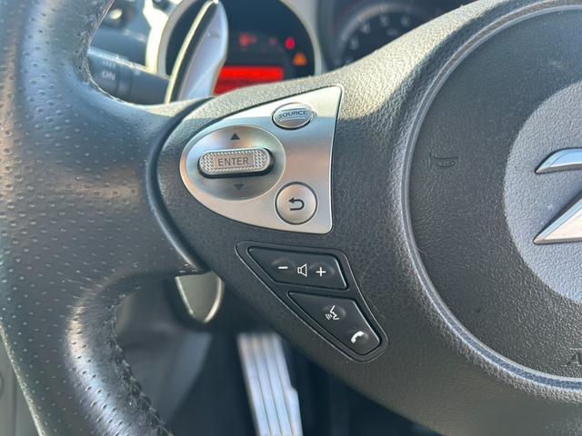 フェアレディＺ バージョンＴ　ユーザー買取車／白内装／ＢＯＳＥサウンド／純正ナビ／ＴＶ／バックカメラ／Ｂｌｕｅｔｏｏｔｈオーディオ／デジタルインナーミラー／パワーシート／シートヒーター／オートエアコン／純正１８インチＡＷ／ＥＴＣ／（11枚目）