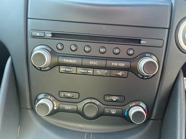 フェアレディＺ バージョンＴ　ユーザー買取車／白内装／ＢＯＳＥサウンド／純正ナビ／ＴＶ／バックカメラ／Ｂｌｕｅｔｏｏｔｈオーディオ／デジタルインナーミラー／パワーシート／シートヒーター／オートエアコン／純正１８インチＡＷ／ＥＴＣ／（22枚目）