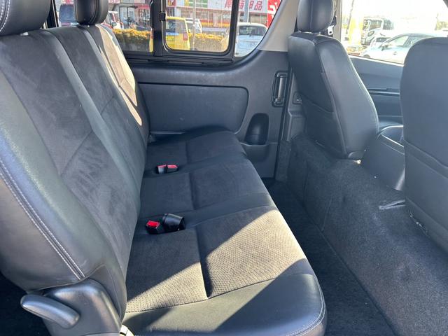 ハイエースバン スーパーGL ダークプライム ユーザー買取車/トヨタ純正パワーリフト/ケンウッドナビ/TV/バックカメラ/Bluetoothオーディオ/オートエアコン/オートライト/エンジンプッシュスタート/ETC/(23枚目)