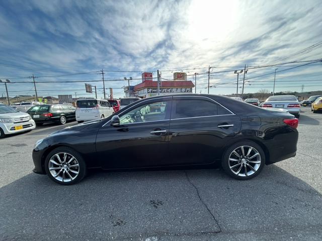 マークＸ ２５０Ｇ　Ｓパッケージ・イエローレーベル　ユーザー買取車／純正ナビ／ＴＶ／バックカメラ／Ｂｌｕｅｔｏｏｔｈオーディオ／エンジンプッシュスタート／オートエアコン／オートライト／純正１８インチＡＷ／パワーシート／（8枚目）