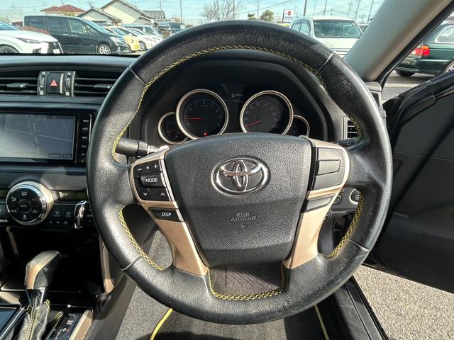 マークＸ ２５０Ｇ　Ｓパッケージ・イエローレーベル　ユーザー買取車／純正ナビ／ＴＶ／バックカメラ／Ｂｌｕｅｔｏｏｔｈオーディオ／エンジンプッシュスタート／オートエアコン／オートライト／純正１８インチＡＷ／パワーシート／（10枚目）