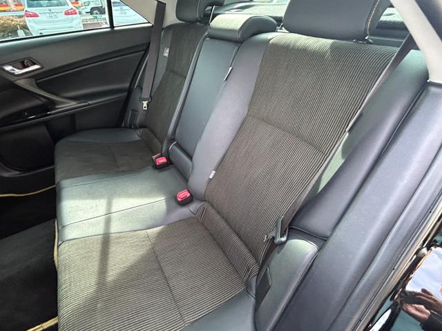 マークＸ ２５０Ｇ　Ｓパッケージ・イエローレーベル　ユーザー買取車／純正ナビ／ＴＶ／バックカメラ／Ｂｌｕｅｔｏｏｔｈオーディオ／エンジンプッシュスタート／オートエアコン／オートライト／純正１８インチＡＷ／パワーシート／（28枚目）