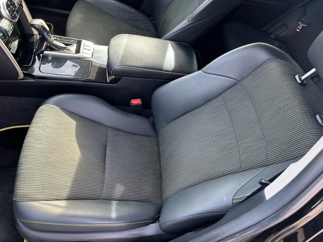 マークＸ ２５０Ｇ　Ｓパッケージ・イエローレーベル　ユーザー買取車／純正ナビ／ＴＶ／バックカメラ／Ｂｌｕｅｔｏｏｔｈオーディオ／エンジンプッシュスタート／オートエアコン／オートライト／純正１８インチＡＷ／パワーシート／（31枚目）