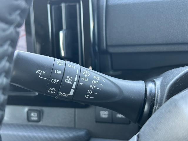 ソリオバンディット ハイブリッドＭＶ　ユーザー買取車／ワンオーナー車／アンドロイドナビ／フルセグ／３６０度カメラ／Ｂｌｕｅｔｏｏｔｈオーディオ／シートヒーター／ヘッドアップディスプレイ／コーナーセンサー／（14枚目）