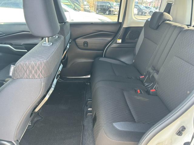 ソリオバンディット ハイブリッドＭＶ　ユーザー買取車／ワンオーナー車／アンドロイドナビ／フルセグ／３６０度カメラ／Ｂｌｕｅｔｏｏｔｈオーディオ／シートヒーター／ヘッドアップディスプレイ／コーナーセンサー／（31枚目）