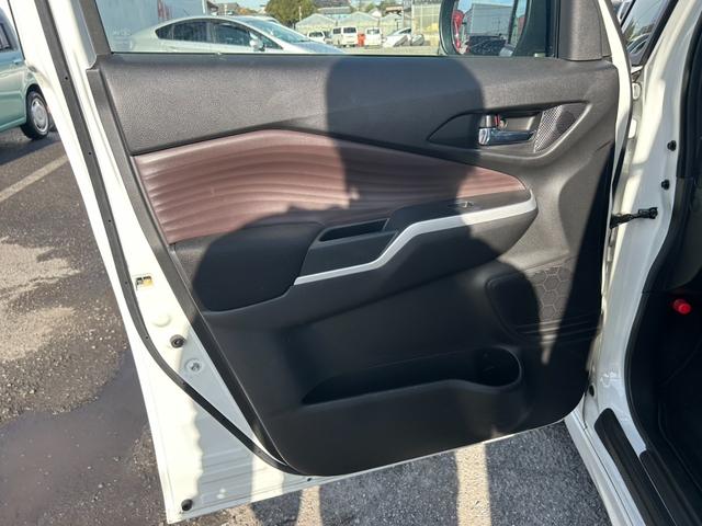 ソリオバンディット ハイブリッドＭＶ　ユーザー買取車／ワンオーナー車／アンドロイドナビ／フルセグ／３６０度カメラ／Ｂｌｕｅｔｏｏｔｈオーディオ／シートヒーター／ヘッドアップディスプレイ／コーナーセンサー／（39枚目）