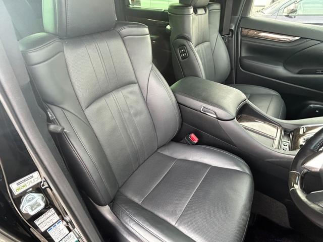 アルファード ３．５エグゼクティブラウンジＳ　ユーザー買取車／ＪＢＬ／メーカーナビ／フルセグ／全周囲カメラ／フリップダウン／ムーンルーフ／シートヒーター＆エアコン／デジタルインナーミラー／サンルーフ／前後ドラレコ／セーフティセンス／ＥＴＣ／（35枚目）