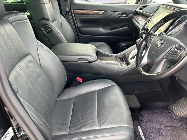 アルファード ３．５エグゼクティブラウンジＳ　ユーザー買取車／ＪＢＬ／メーカーナビ／フルセグ／全周囲カメラ／フリップダウン／ムーンルーフ／シートヒーター＆エアコン／デジタルインナーミラー／サンルーフ／前後ドラレコ／セーフティセンス／ＥＴＣ／（36枚目）