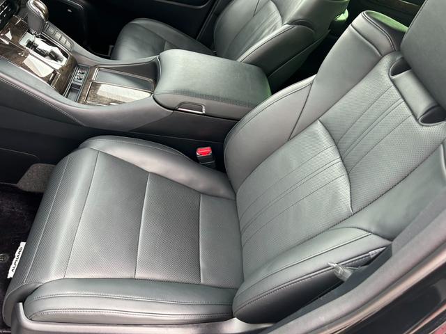 アルファード ３．５エグゼクティブラウンジＳ　ユーザー買取車／ＪＢＬ／メーカーナビ／フルセグ／全周囲カメラ／フリップダウン／ムーンルーフ／シートヒーター＆エアコン／デジタルインナーミラー／サンルーフ／前後ドラレコ／セーフティセンス／ＥＴＣ／（47枚目）