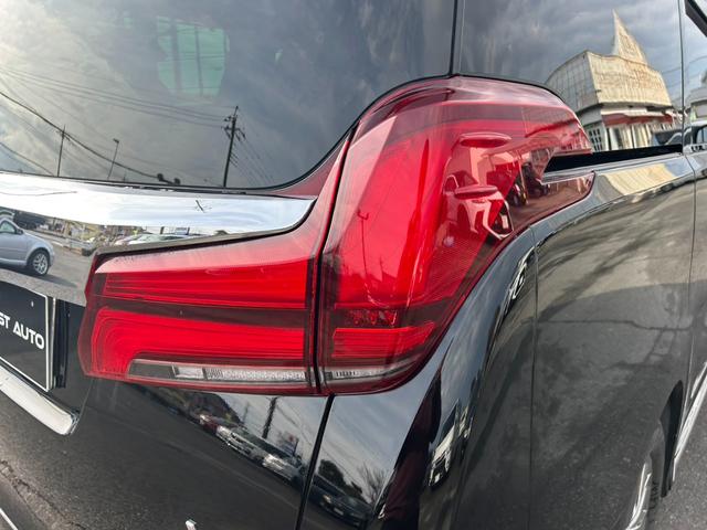 アルファード ３．５エグゼクティブラウンジＳ　ユーザー買取車／ＪＢＬ／メーカーナビ／フルセグ／全周囲カメラ／フリップダウン／ムーンルーフ／シートヒーター＆エアコン／デジタルインナーミラー／サンルーフ／前後ドラレコ／セーフティセンス／ＥＴＣ／（52枚目）