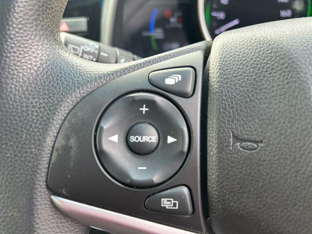 フィットハイブリッド Ｆ　ユーザー買取車／ホンダセンシング／ＬＥＤヘッドライト／オートエアコン／パワーウィンドウ／エンジンプッシュスタート／スマートキー／ＥＴＣ／（11枚目）