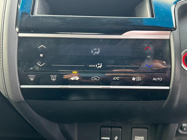 フィットハイブリッド Ｆ　ユーザー買取車／ホンダセンシング／ＬＥＤヘッドライト／オートエアコン／パワーウィンドウ／エンジンプッシュスタート／スマートキー／ＥＴＣ／（17枚目）