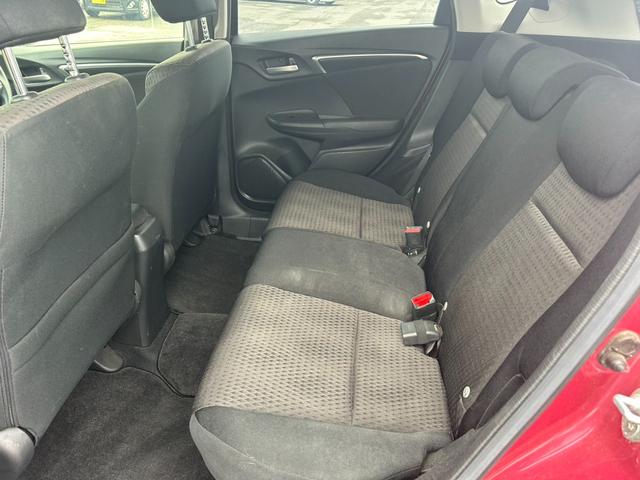 フィットハイブリッド Ｆ　ユーザー買取車／ホンダセンシング／ＬＥＤヘッドライト／オートエアコン／パワーウィンドウ／エンジンプッシュスタート／スマートキー／ＥＴＣ／（25枚目）