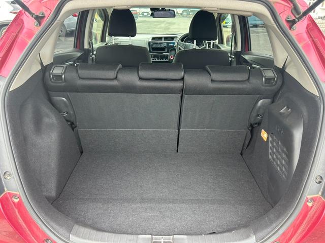 フィットハイブリッド Ｆ　ユーザー買取車／ホンダセンシング／ＬＥＤヘッドライト／オートエアコン／パワーウィンドウ／エンジンプッシュスタート／スマートキー／ＥＴＣ／（39枚目）