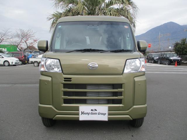 ハイゼットカーゴ デッキバンＧ　届出済未使用車　スマートアシスト　フロアマット　サイドバイザー　選べるカラーパック　４ＷＤ　ＣＶＴ　新車保証（6枚目）