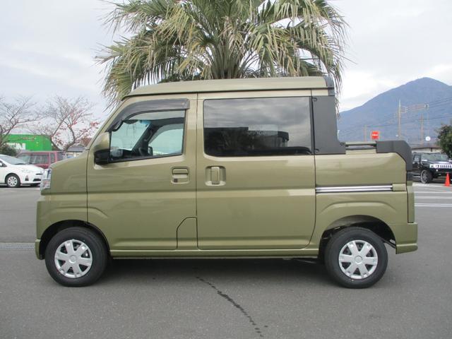 ハイゼットカーゴ デッキバンＧ　届出済未使用車　スマートアシスト　フロアマット　サイドバイザー　選べるカラーパック　４ＷＤ　ＣＶＴ　新車保証（9枚目）