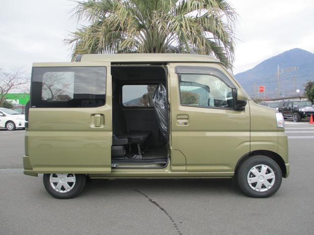 ハイゼットカーゴ デッキバンＧ　届出済未使用車　スマートアシスト　フロアマット　サイドバイザー　選べるカラーパック　４ＷＤ　ＣＶＴ　新車保証（10枚目）