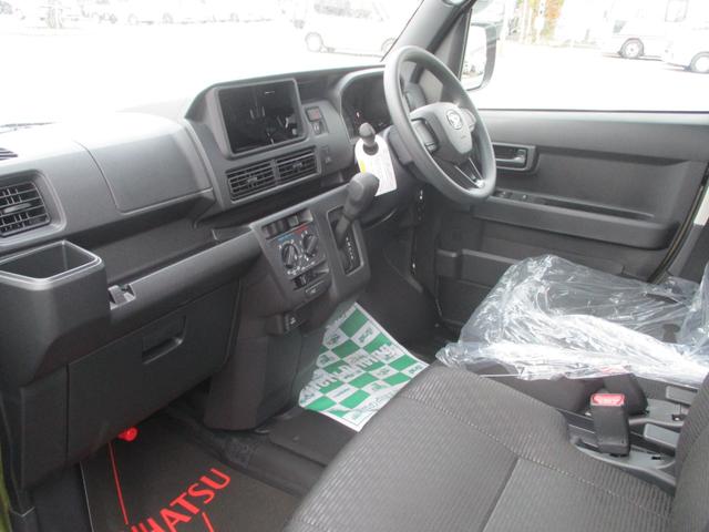 ハイゼットカーゴ デッキバンＧ　届出済未使用車　スマートアシスト　フロアマット　サイドバイザー　選べるカラーパック　４ＷＤ　ＣＶＴ　新車保証（17枚目）