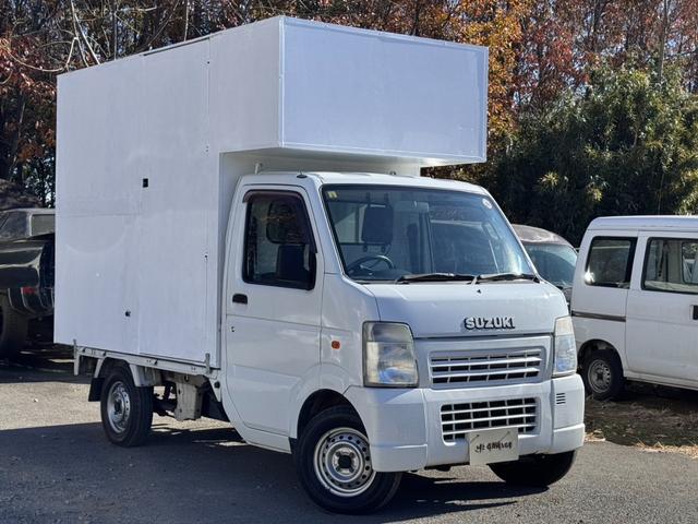 キャリイトラック ＫＣエアコン・パワステ　キッチンカー　移動販売車　ケータリング　ダブルシンク　給水排水タンク　換気扇　照明付　　オートマ　タイミングチェーンエンジン（2枚目）