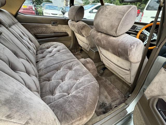 マークII 　当時物Ｒａｙｓ初期ボルくメッシュ　純正５速ＭＴ　ナルディーハンドル　純正タイプリップ　デュアルマフラー　オリジナルペイント　ワンカムエンジン　ワンオフサイドステップ（20枚目）