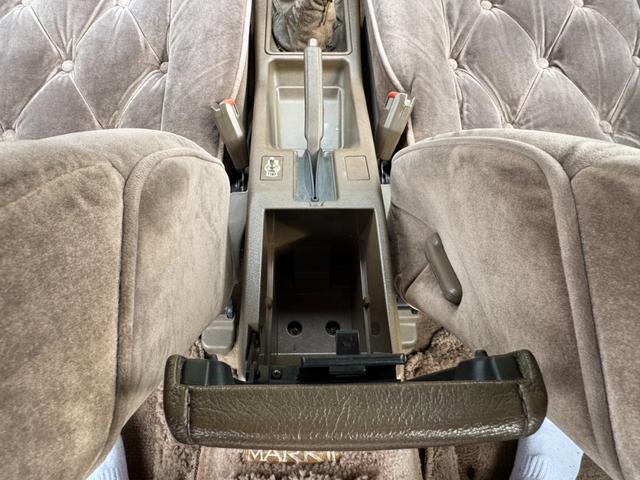 マークII 　当時物Ｒａｙｓ初期ボルくメッシュ　純正５速ＭＴ　ナルディーハンドル　純正タイプリップ　デュアルマフラー　オリジナルペイント　ワンカムエンジン　ワンオフサイドステップ（32枚目）