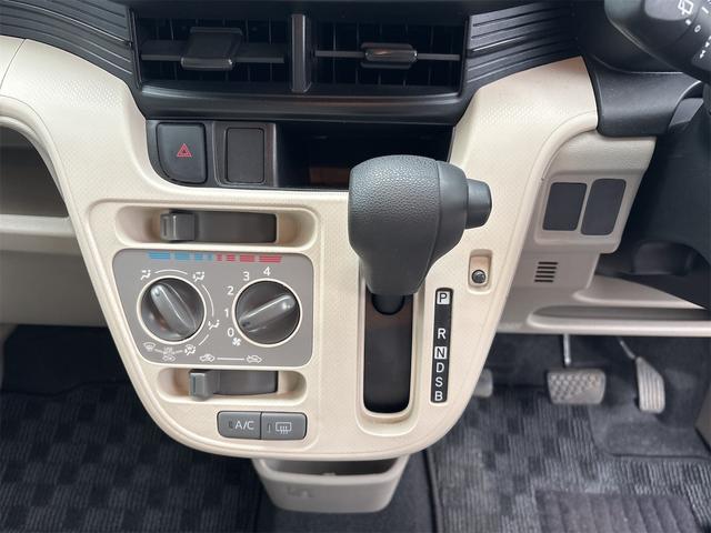 ムーヴ Ｌ　バックカメラ　キーレスエントリー　アイドリングストップ　電動格納ミラー　ベンチシート　ＣＶＴ　盗難防止システム　ＡＢＳ　ＥＳＣ　衝突安全ボディ　エアコン　パワーステアリング　パワーウィンドウ（4枚目）