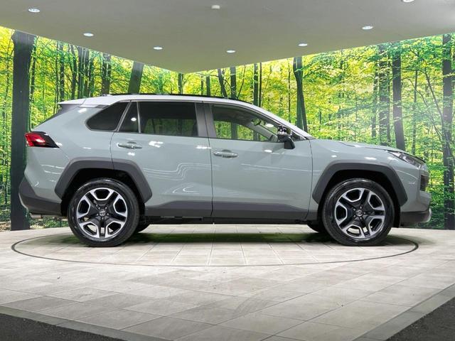 ＲＡＶ４ アドベンチャー　禁煙車　純正ディスプレイオーディオ　バックカメラ　セーフティセンス　レーダークルーズ　クリアランスソナー　黒合皮シート　パワーシート　純正１９インチアルミ　１００Ｖ電源　ＥＴＣ　スマートキー（22枚目）