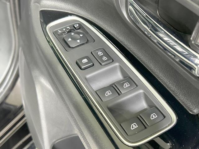 Ｇプレミアムパッケージ　禁煙車　純正ナビ　全周囲カメラ　パワーバックドア　ｅ－アシスト　ＢＳＭ　ＥＴＣ　Ｂｌｕｅｔｏｏｔｈ　パワーシート　ハーフレザー　１００Ｖ電源　車線逸脱警報　コーナーセンサー　パドルシフト(35枚目)