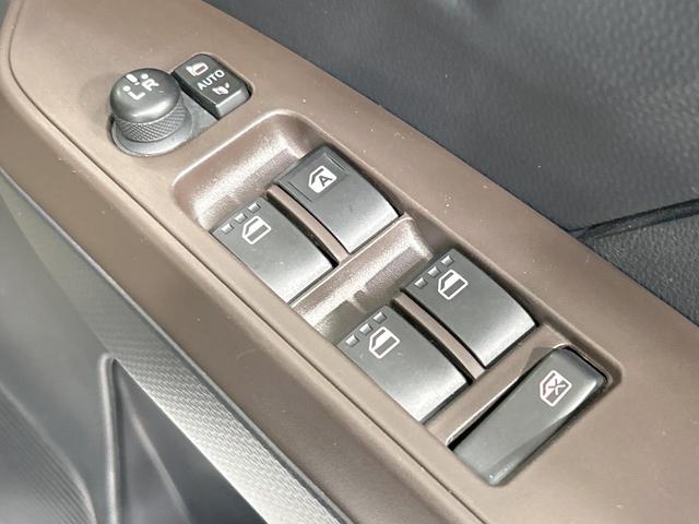 タンク Ｇ　Ｓ　フルエアロ　両側電動ドア　純正９型ナビ　バックカメラ　衝突被害軽減システム　禁煙車　スマートキー　ＥＴＣ２．０　クルコン　オートライト　オートエアコン　Ｂｌｕｅｔｏｏｔｈ　ＣＤ／ＤＶＤ再生　フルセグ（40枚目）