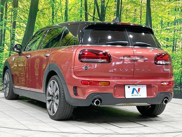 ＭＩＮＩ クーパーＳ　クラブマン　黒革シート　純正ＯＰ１８インチアルミ　純正ナビ　インテリジェントセーフティ　禁煙車　コーナーセンサー　バックカメラ　パワーシート　シートヒーター　ＥＴＣ　ＡｐｐｌｅＣａｒＰｌａｙ　Ｂｌｕｅｔｏｏｔｈ（25枚目）