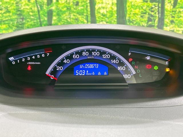 フリードスパイク ＧＬ　両側電動スライドドア　純正ナビ　バックカメラ　禁煙車　ＨＩＤヘッドライト　クルコン　スマートキー　オートエアコン　オートライト　１５インチＡＷ　Ｂｌｕｅｔｏｏｔｈ再生　フルセグ　ＤＶＤ／ＣＤ再生　ＳＤ（45枚目）