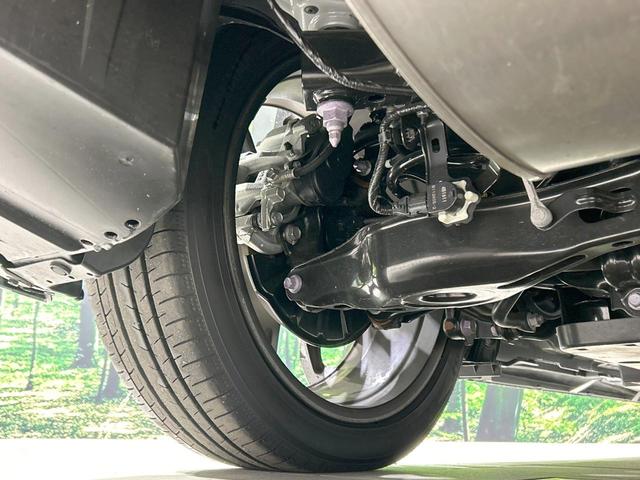 プリウス Ｚ　パノラマルーフ　モデリスタエアロ　純正１２型ナビ　全周囲カメラ　セーフティセンス　レーダークルーズ　ブラインドスポットモニター　デジタルインナーミラー　ステアリングヒーター　ＬＥＤヘッド　ＥＴＣ２．０（21枚目）