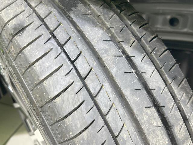 プリウス Ｚ　パノラマルーフ　モデリスタエアロ　純正１２型ナビ　全周囲カメラ　セーフティセンス　レーダークルーズ　ブラインドスポットモニター　デジタルインナーミラー　ステアリングヒーター　ＬＥＤヘッド　ＥＴＣ２．０（30枚目）