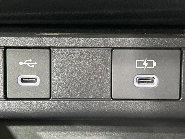 プリウス Ｚ　パノラマルーフ　モデリスタエアロ　純正１２型ナビ　全周囲カメラ　セーフティセンス　レーダークルーズ　ブラインドスポットモニター　デジタルインナーミラー　ステアリングヒーター　ＬＥＤヘッド　ＥＴＣ２．０（57枚目）